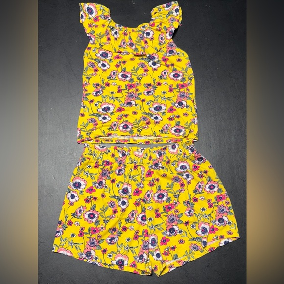 Girls Lot of 5 Miscellaneous Brands Outfits - Size 10/12 - Picture 3 of 8